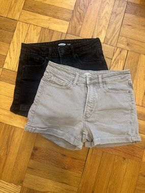 Old Navy Two-Pack Cuffed Denim Shorts - Black & Light tan